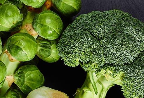 眼睛干涩刺痛,该给眼补营养了!10种护眼食物不要错过