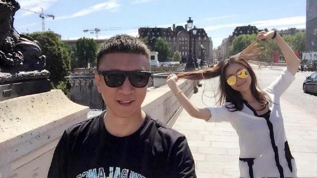 《新世界》中他只爱小朵妈,而18年前,却辜负了单亲妈妈丁嘉丽
