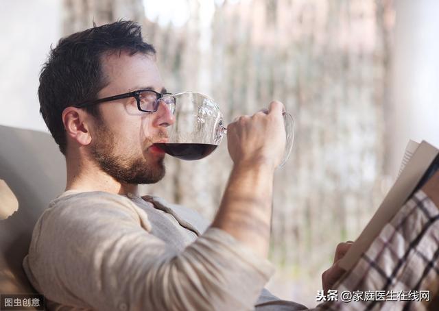 男人喝葡萄酒,有这5个好处,但要适量喝