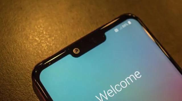 骁龙855+2K屏+5G售价2000元!二手洋垃圾LG V50值得买吗?