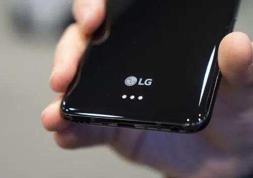 骁龙855+2K屏+5G售价2000元!二手洋垃圾LG V50值得买吗?
