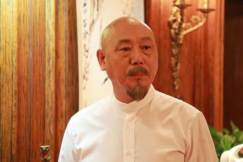 李诚儒家住故宫旁四合院,前妻儿子却住18平小屋,是个“狠”人