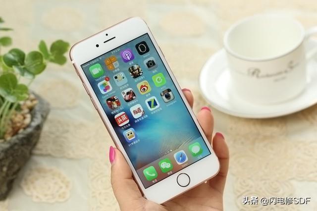 从5288到800元,苹果旗舰沦为百元机,网友:我还在用