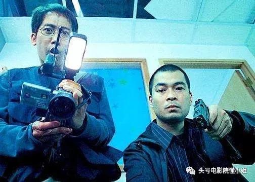 56岁患癌63岁落魄,两娱乐圈边缘人提名金像奖,和周星驰都有交集