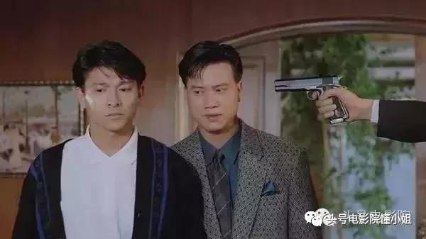 56岁患癌63岁落魄,两娱乐圈边缘人提名金像奖,和周星驰都有交集