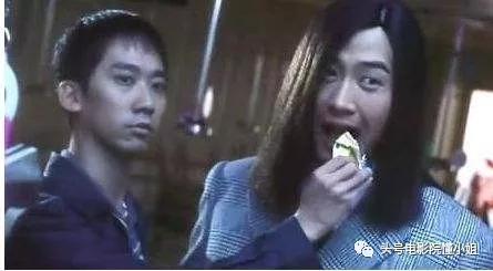 56岁患癌63岁落魄,两娱乐圈边缘人提名金像奖,和周星驰都有交集