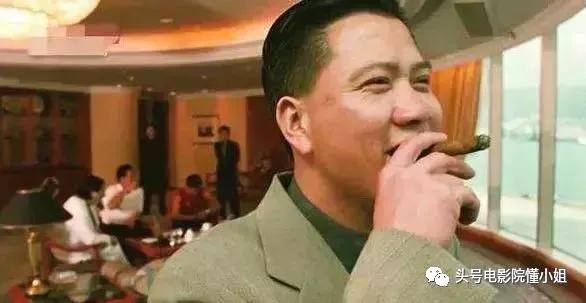 56岁患癌63岁落魄,两娱乐圈边缘人提名金像奖,和周星驰都有交集