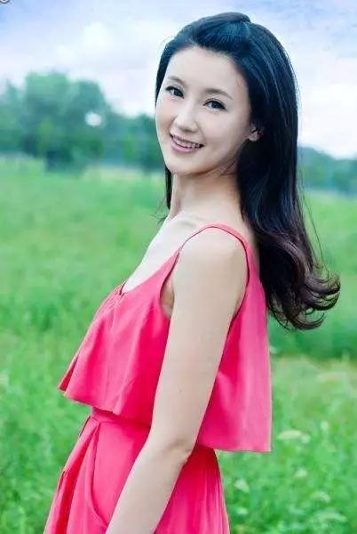 百亿豪门阔太破产离婚,泰迪姐妹团人生翻转,甘薇的风光与落魄