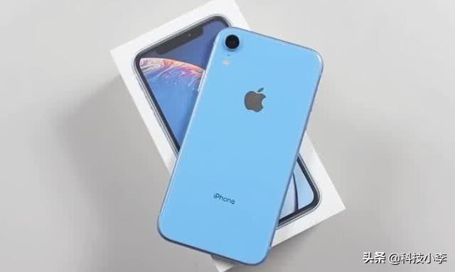 苹果下重本，三款iPhone齐跌新低价，你更看好其中哪一款？