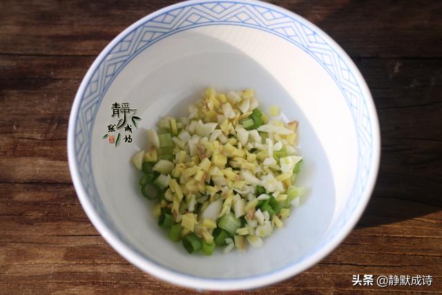挂面最好吃的做法,不炒不焖,酸爽开胃超可口,越吃越喜欢