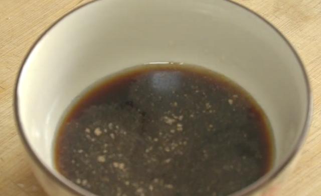 爱吃鱼的要收藏,过节学会这种做法,不放一滴油,出锅孩子抢着吃