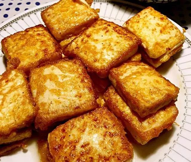 这样煎豆腐,怎么吃也不够