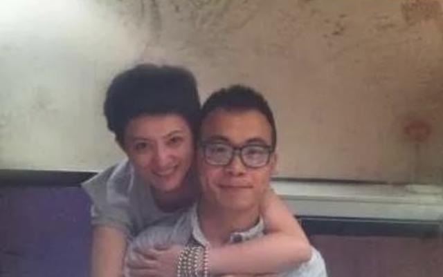 被琼瑶捧红的“婉君”,撒贝宁暗恋了20年,如今依旧单身一人