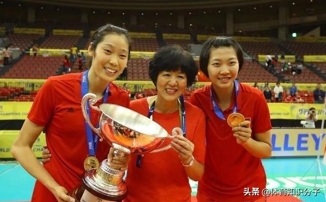 还剩4个名额!女排奥运参赛阵容竞争激烈,10个人要至少淘汰6个