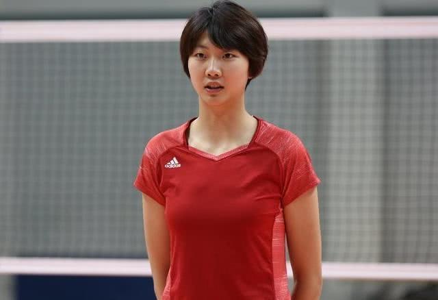 15岁1米95!女排又出一个袁心玥,天才新星已获朱婷恩师调教