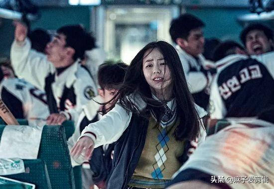 电影《釜山行2》官宣定档,看到上映日期后,对学生党太友好