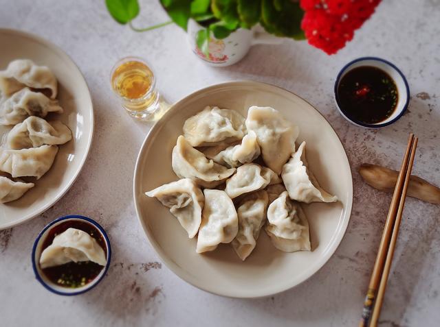 羊肉饺子怎么调羊肉馅不膻不腻,多汁鲜香,别忘了加这几样