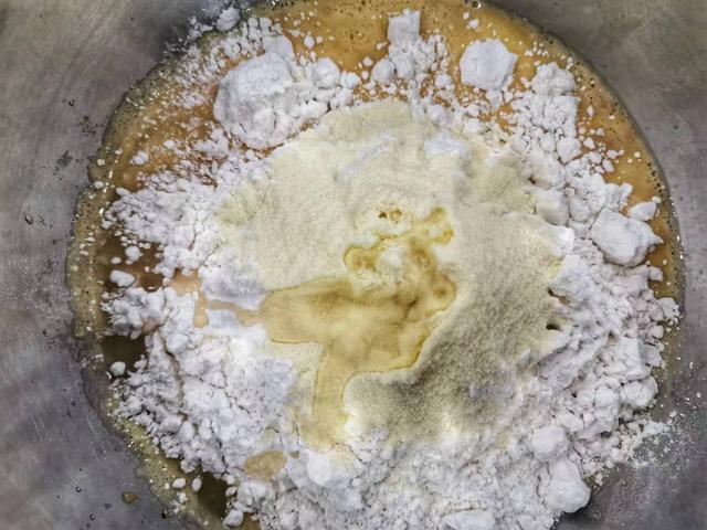 没有高筋粉,没有面包机,一样做出松软好吃的面包,简单易操作
