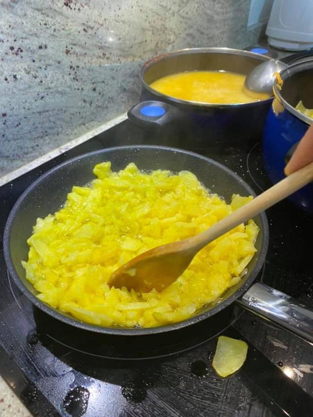 梁咏琪西班牙探亲怎么回事?终于真相了,原来是这样!