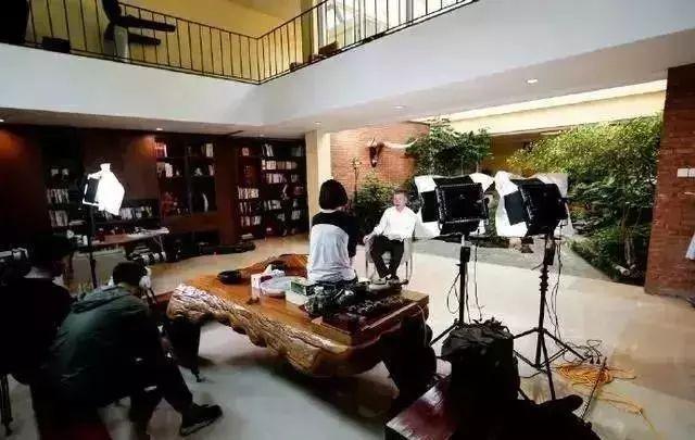 明星豪宅曝光都扎堆在朝阳区?冯小刚的10亿豪宅居然不是最厉害的