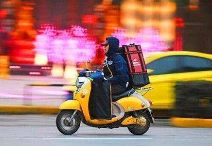 “羡慕”外卖骑手月入过万?