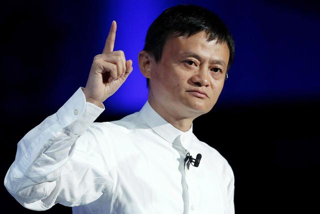 疫情期间,刘强东为何成为最大的成功者,连马云也只能自叹不如