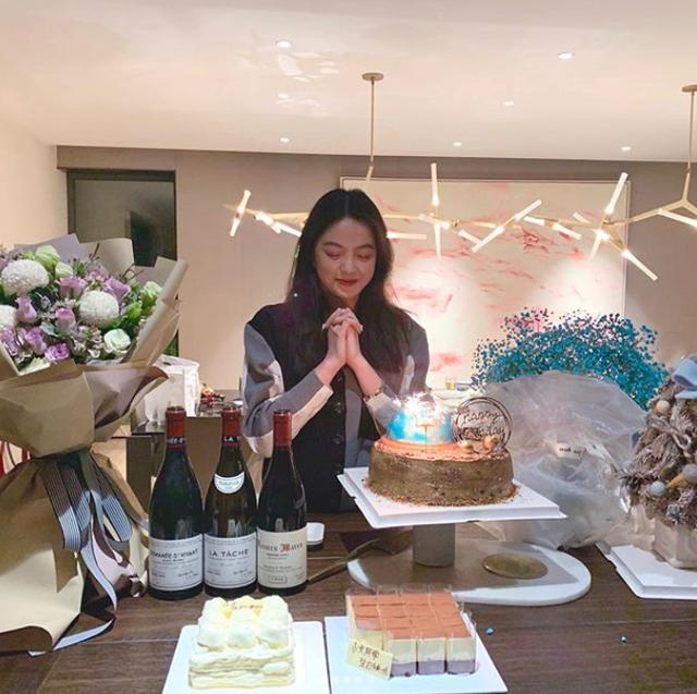 华谊千金庆22岁生日,不顾疫情大办派对,现场奢华一瓶红酒4万多