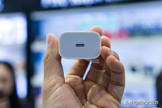 iPhone8plus在2020年处于什么样水平?第一批果粉说出实话