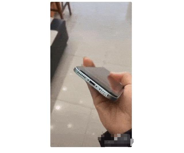 iPhone 9提前上手;日本推出AI自动识别禁止用户拍摄裸照手机