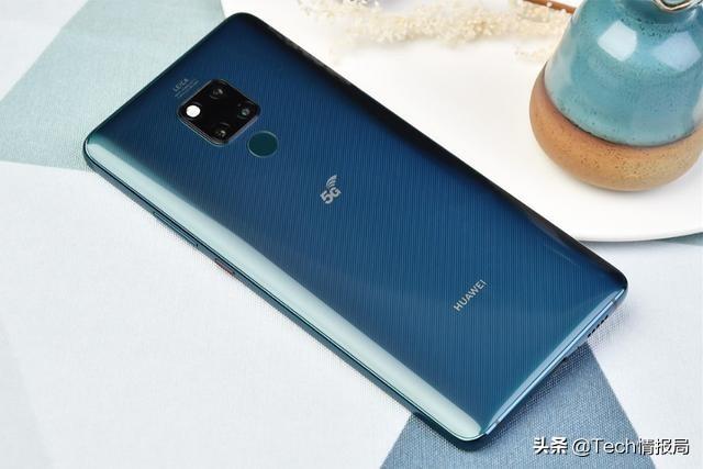 华为首款5G旗舰大跳水,麒麟980+256GB直降1200元,还值得入手吗
