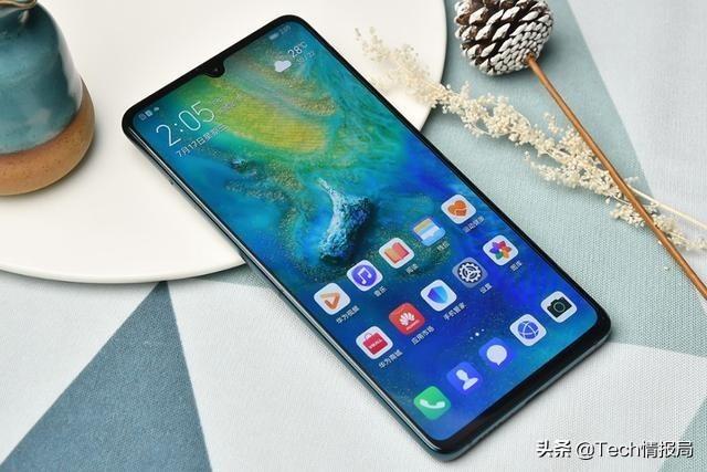 华为首款5G旗舰大跳水,麒麟980+256GB直降1200元,还值得入手吗