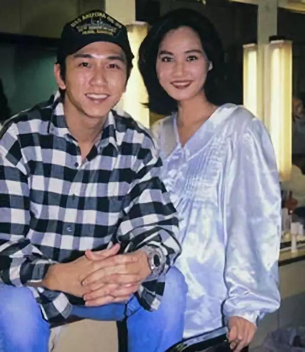 “小鲜肉鼻祖”温兆伦,怎么就突然从顶峰瞬间“消失”了呢?