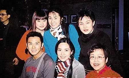 “小鲜肉鼻祖”温兆伦,怎么就突然从顶峰瞬间“消失”了呢?