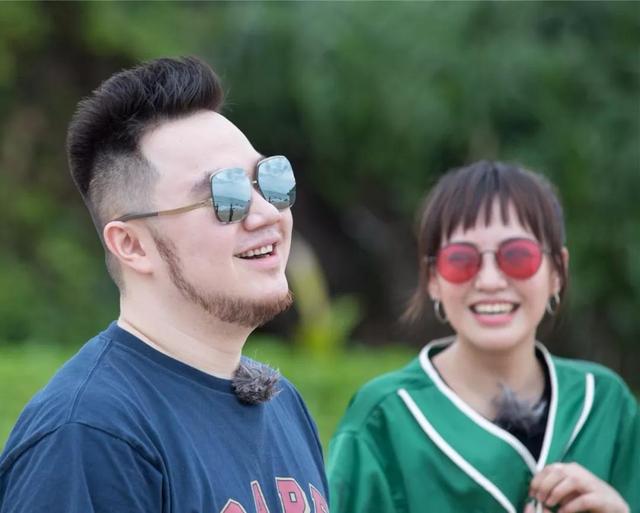 苦命的巴图:被同父异母的弟弟比下去,亲爹不爱继父来凑