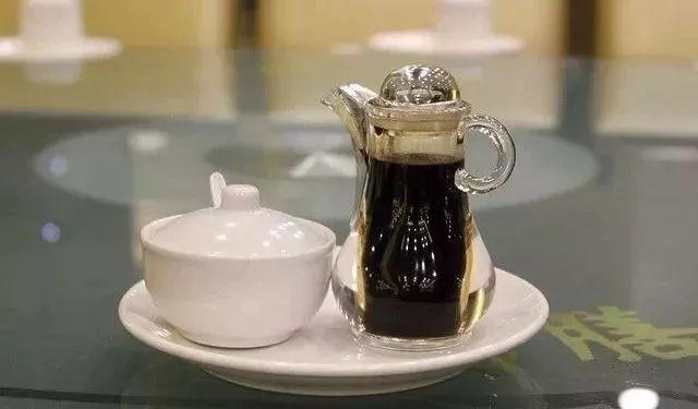 食物烂了一点,还能不能吃?这4类真不能吃,伤肝又伤肾!