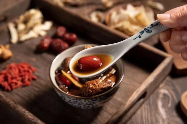 一种口味伤肝,一种口味养肝!春天“养肝四字诀”!