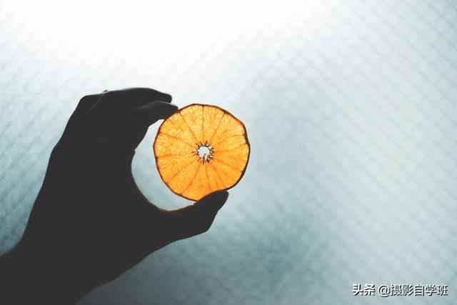 同是橙子等水果,人家咋拍得这么好看?学会这4个摄影技巧你也能