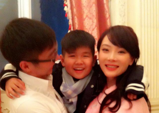《完美关系》陈数老公太渣,戏外嫁二婚优质多金男,被宠成了公主