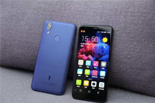 6GB+128GB!售价不到800元,小众品牌适合做4G备用机吗?