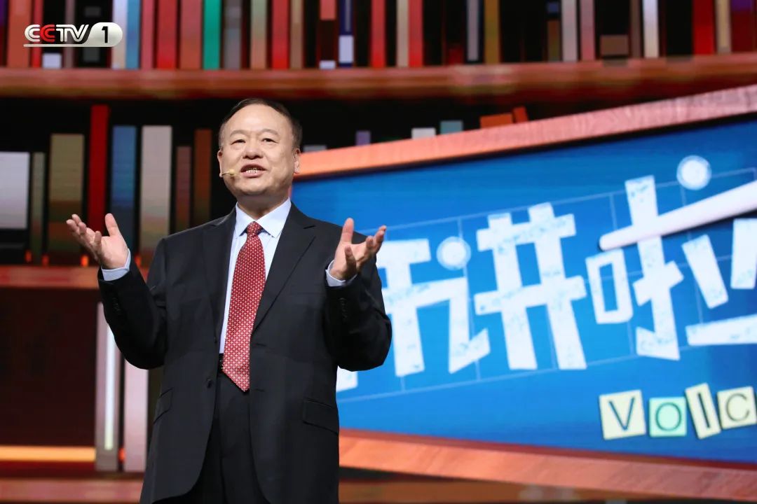 开讲啦丨数学如何成为数学家的心灵之花?CCTV-1今晚十点半档,共赴一堂不用考试的数学课