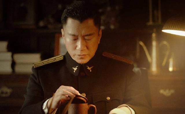 《红色》让他一夜成名,《新世界》让他跌落神坛,他败在哪了?
