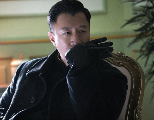 《红色》让他一夜成名,《新世界》让他跌落神坛,他败在哪了?