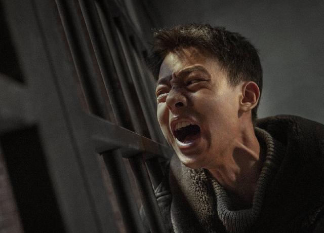 《红色》让他一夜成名,《新世界》让他跌落神坛,他败在哪了?