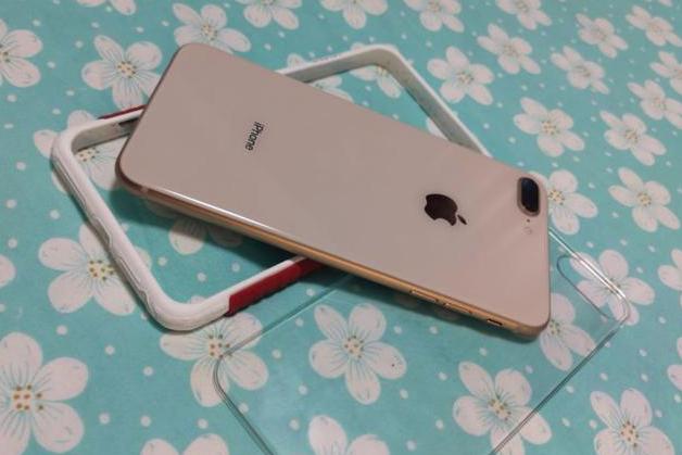 iPhone 8plus能否再战两年？看完竖起大拇指，这才是你想要的苹果