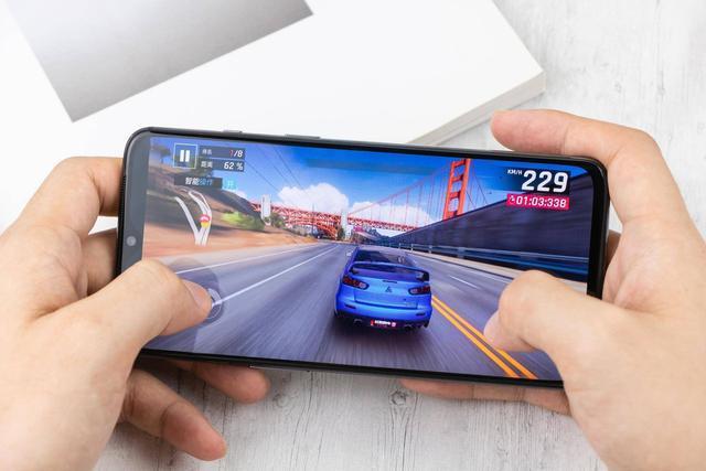 一加良心旗舰,骁龙855+12G+256G+UFS3.0+4800万,开始清仓了