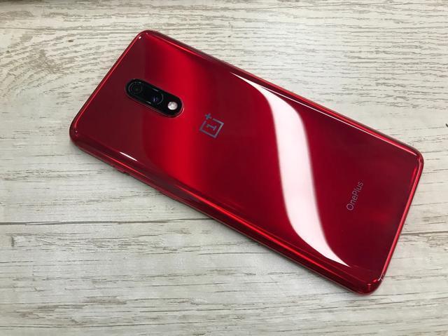 一加良心旗舰,骁龙855+12G+256G+UFS3.0+4800万,开始清仓了