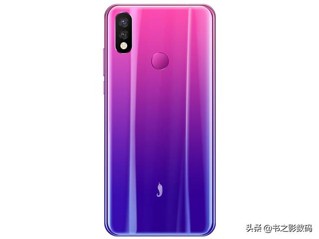 6+128GB百元机已降至699,性能中庸,容量大是最大优点