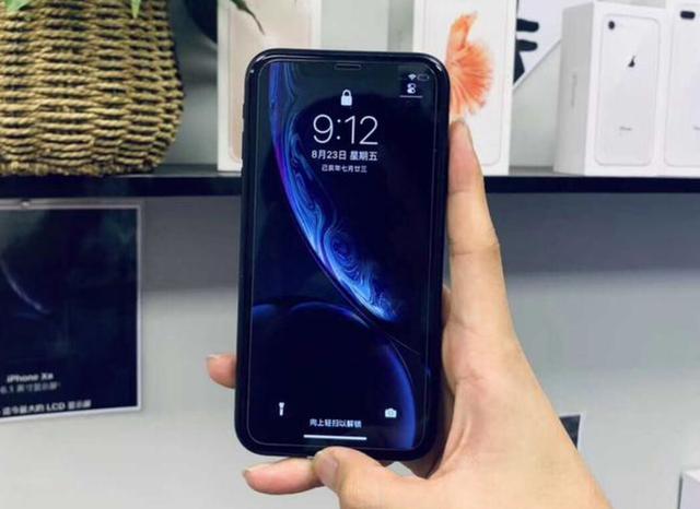 2019年机皇!还是A12+iOS13,为何到了2020年却没人买了