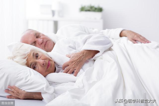 中老年人冬季起床要注意的5件事,转给身边所爱的人