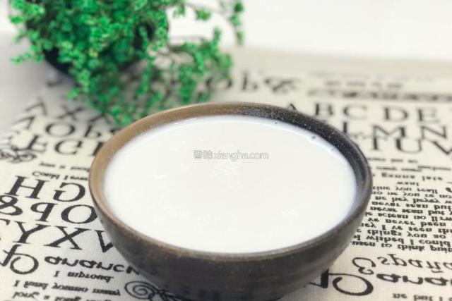 春天不妨给孩子多喝它,补钙猛长个,比豆浆牛奶还要营养